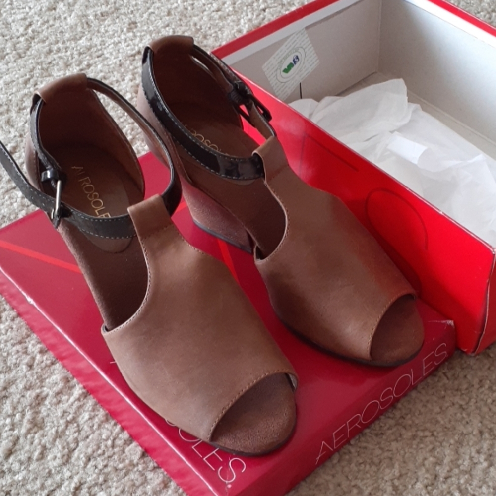 Aerosole heels